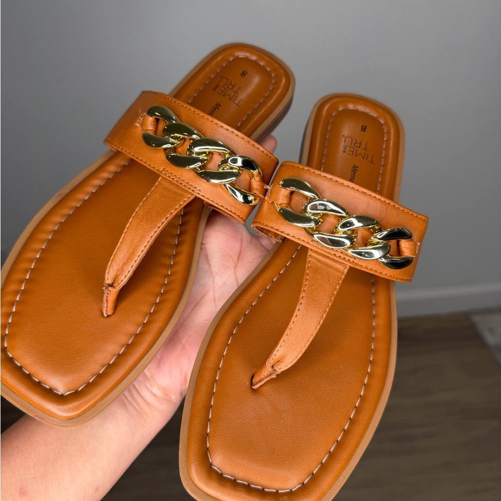 Time and Tru Brown Chain Sandals - Picture 7 of 10